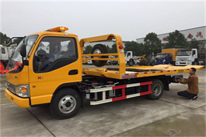 殷行哪里有拖车服务